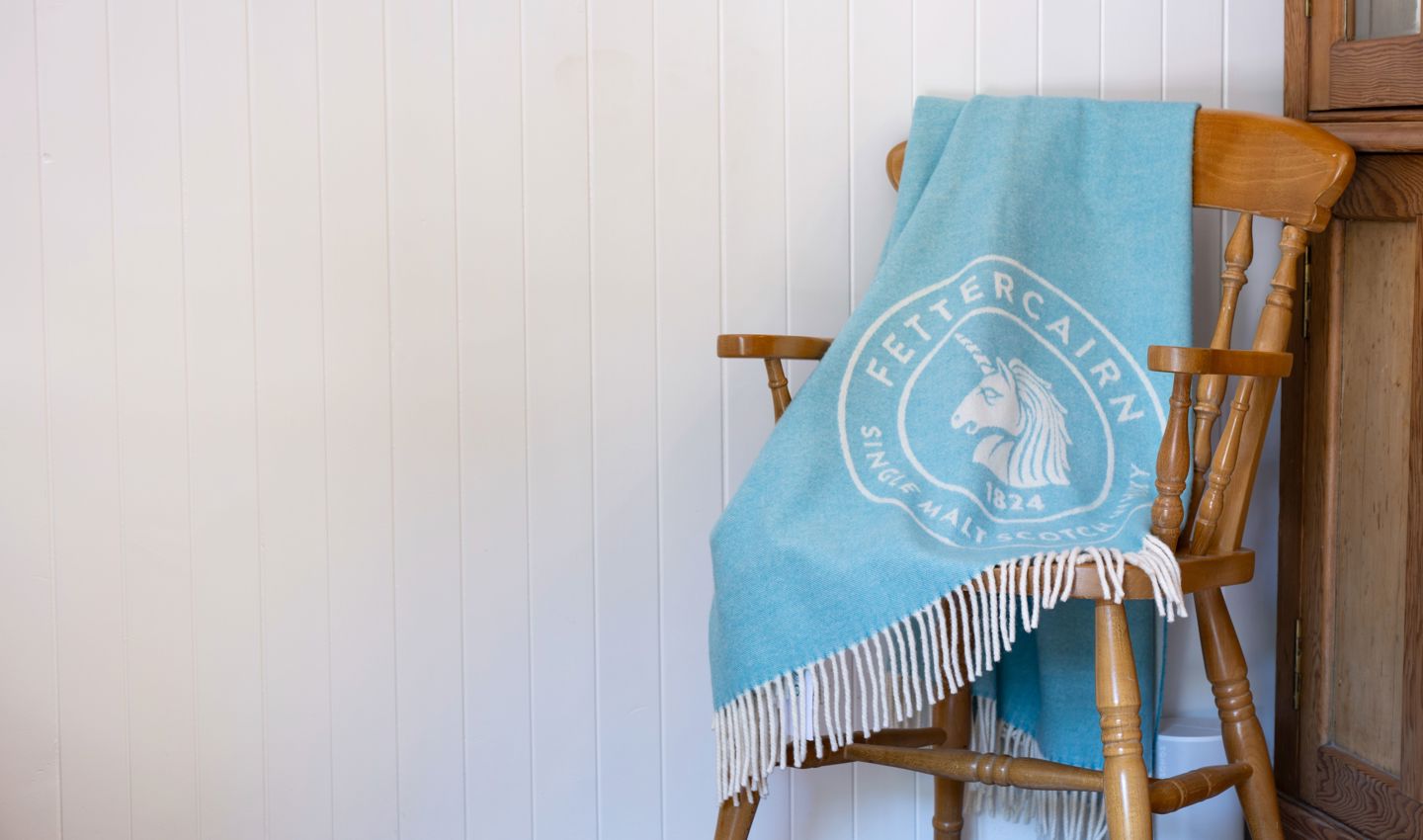 Fettercairn Logo Blanket (1)
